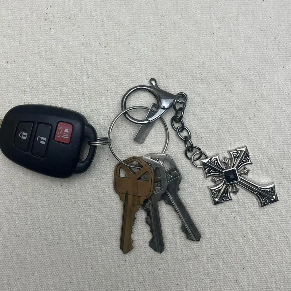 Y2k 2000s vintage style bullet key chain